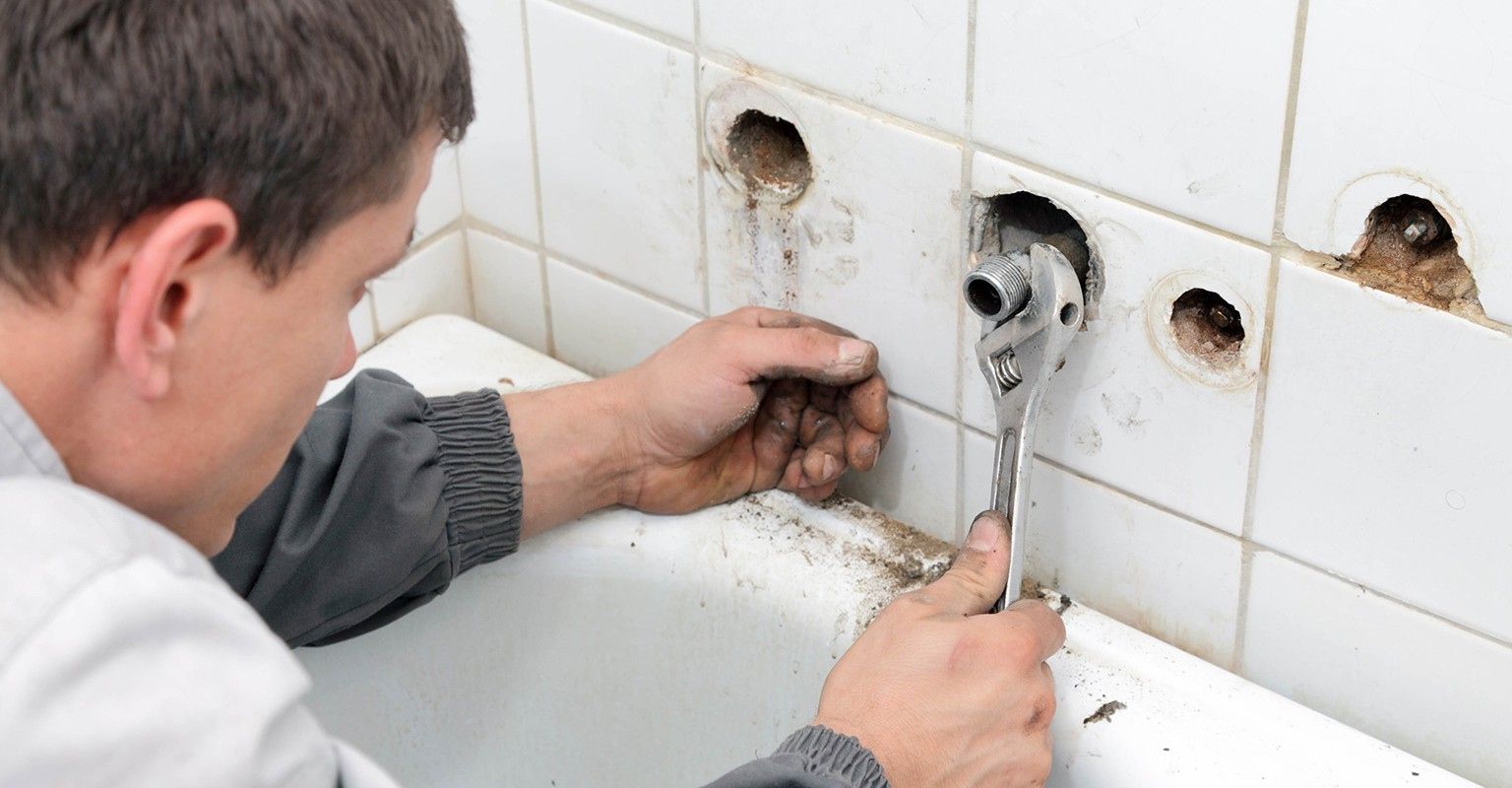 The 10 Best Fiberglass Bathtub Repair Services Near Me