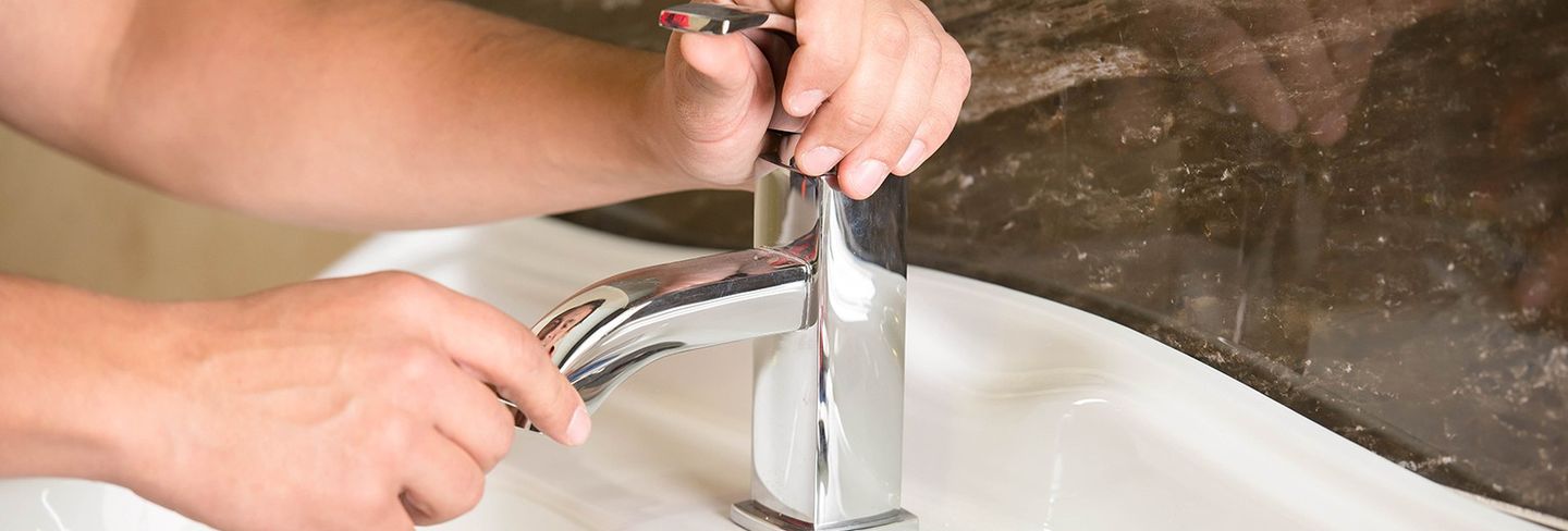 cost to install kitchen sink faucet