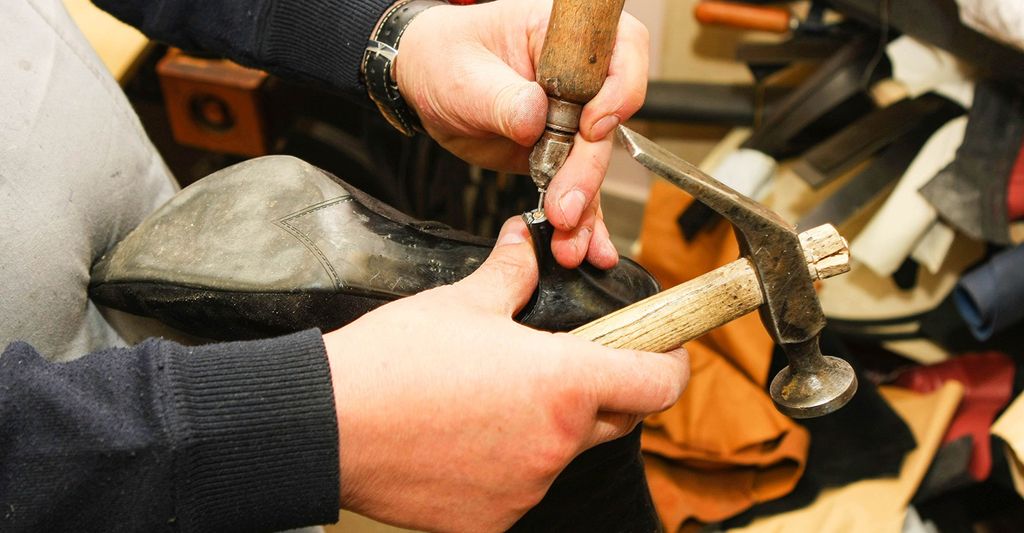 The 10 Best Leather Repair Services Near Me (with Free ...