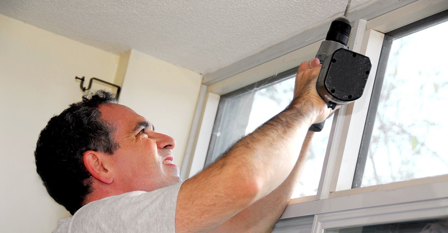 The 10 Best Blind Repair Services Near Me (with Free Estimates)