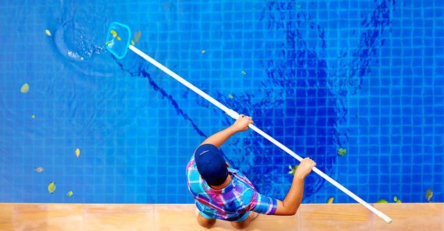 Swimming Pool Repair Service