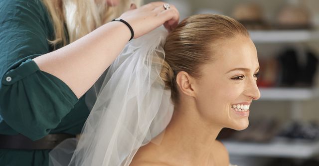 Bridal hair clearance stylists