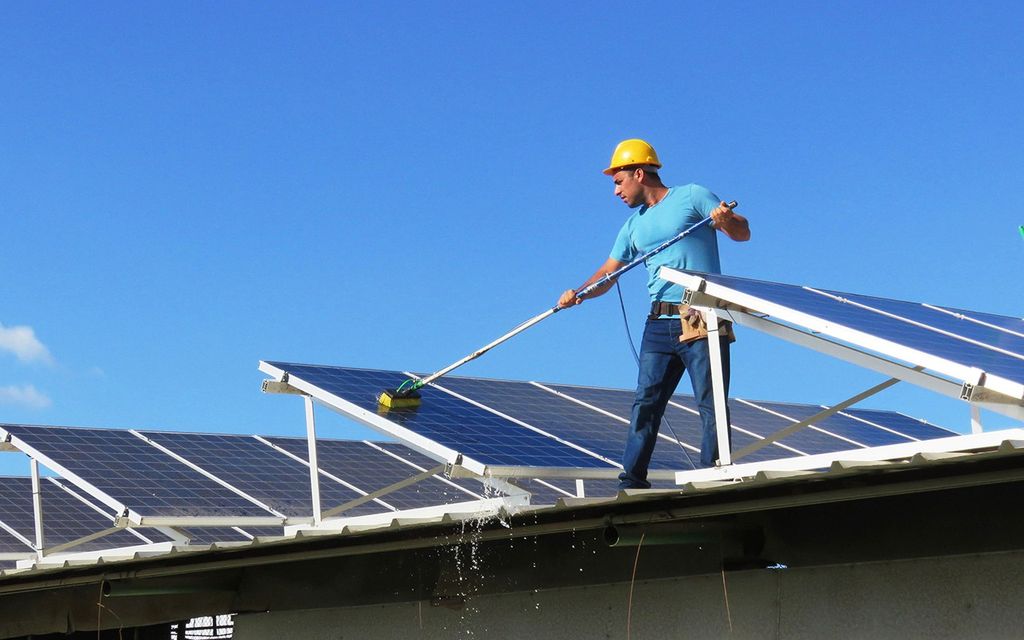 Solar panel cleaning cost