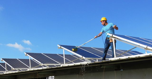 Solar Panel Cleaning Service