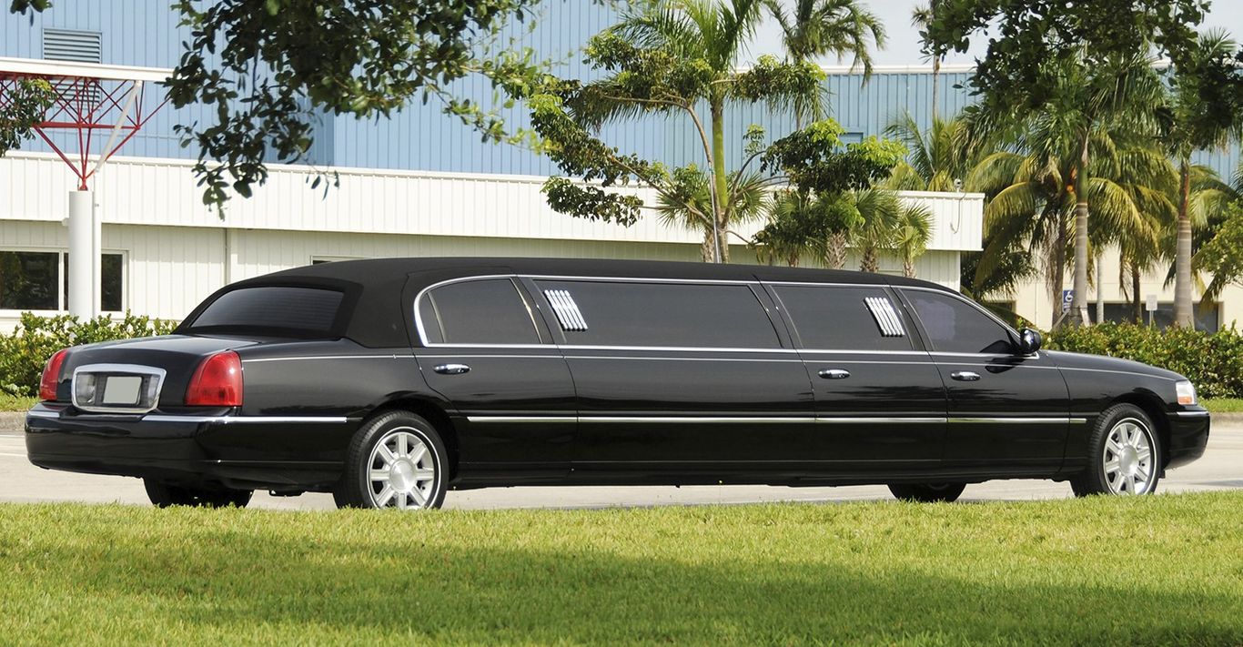 the-10-best-stretch-limo-rentals-near-me-with-free-estimates