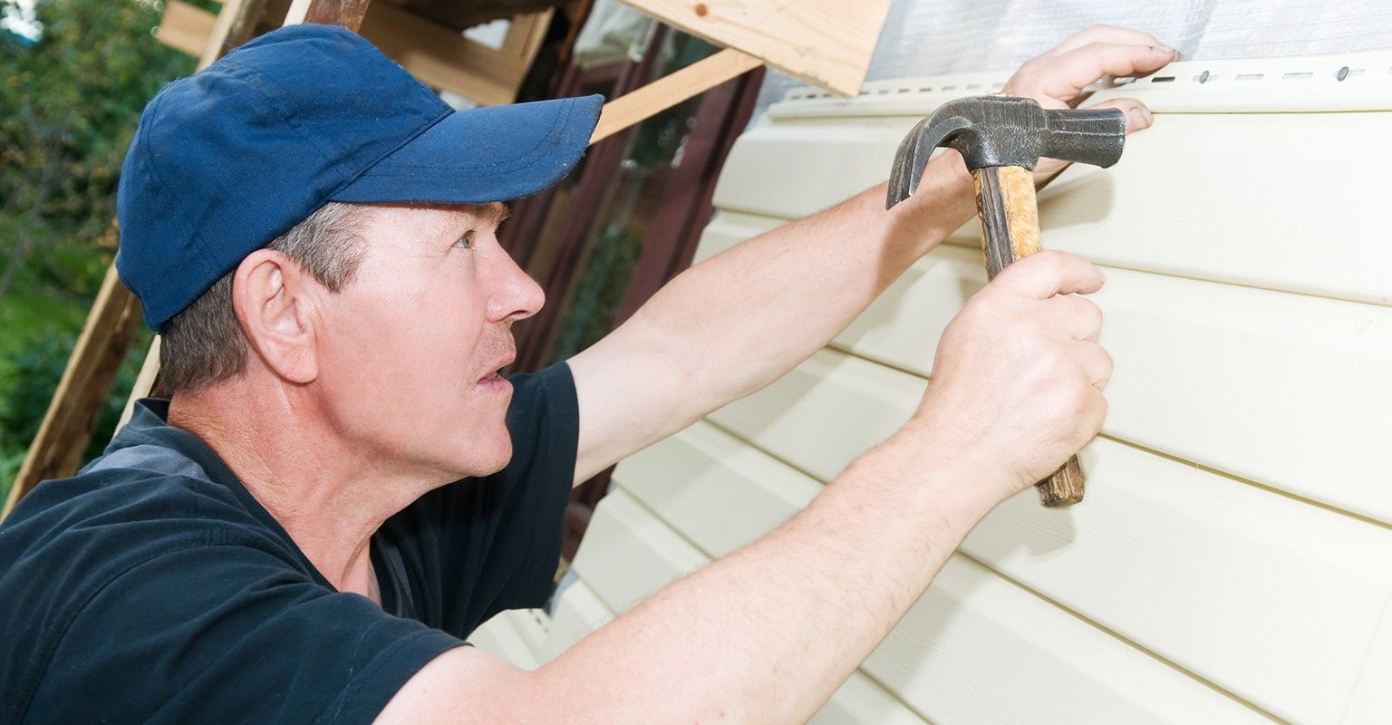 The 10 Best Vinyl Siding Installers Near Me (with Free Estimates)