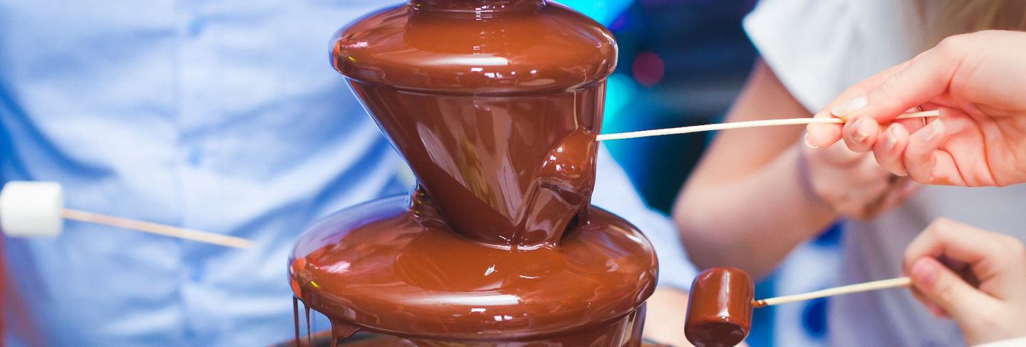 The 10 Best Chocolate Fountain Rentals Near Me (with Free ...