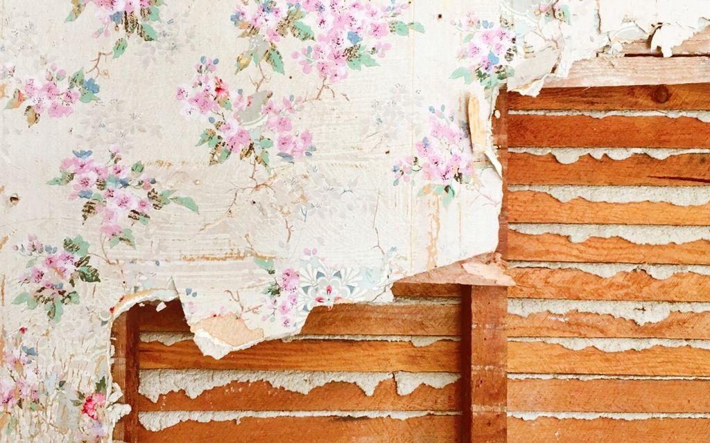 Find a wallpaper removal professional in your area