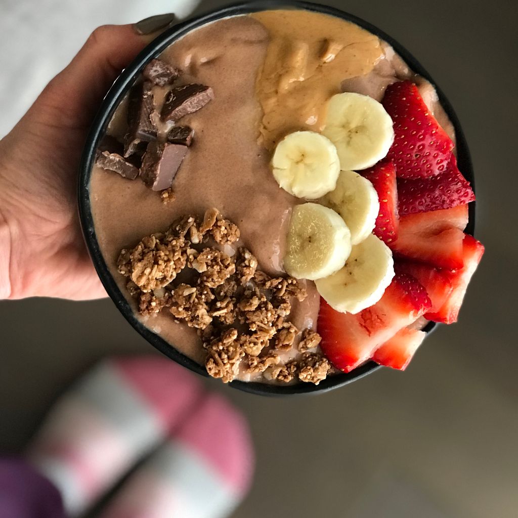 Smoothie bowl fillled with tons of nutrients such 