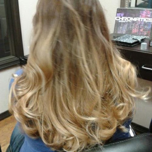 A subtle ombre by Monica Palomino