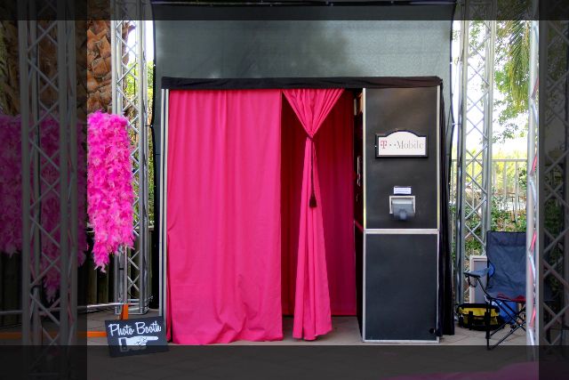 Palm Springs Photo Booth Rental and Event Services