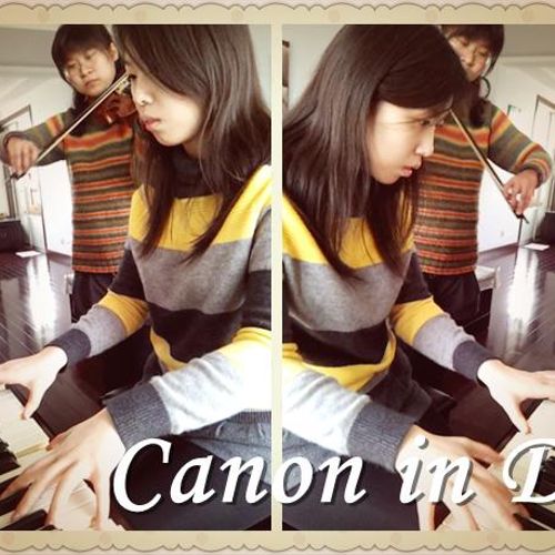 My piano and violin duet in my undergraduate time