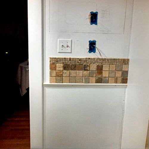 Back splash and wire