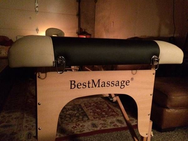 Enjoy a relaxing therapeutic massage on a Professi