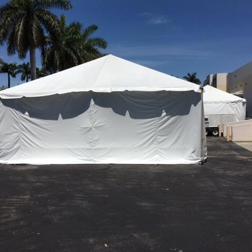 Covered tent with Air Conditoning