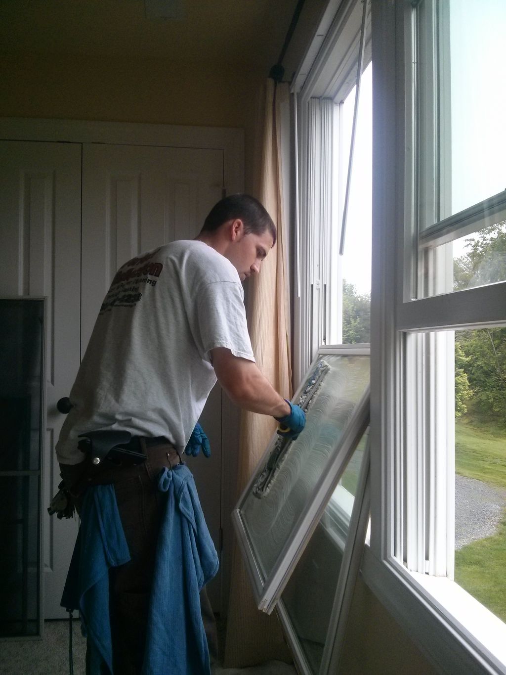 Squeegee at work