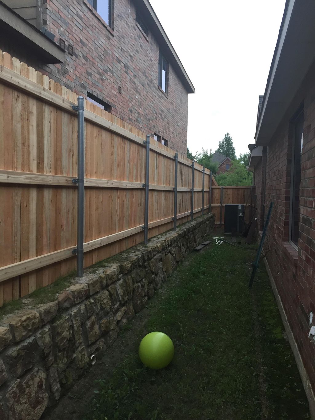 side by side dog ear cedar fence (full replacement