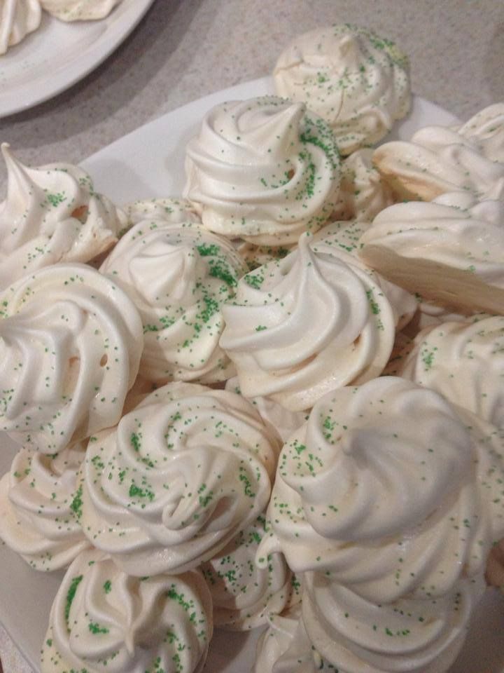 Merenguitos~bite size merengue with sugar sprinkle