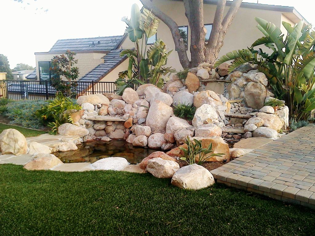 Waterfall and artificial turf.  La Jolla, CA