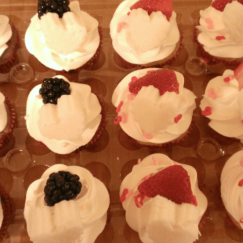 Fresh Strawberry shortcake cupcakes and Fresh Blac