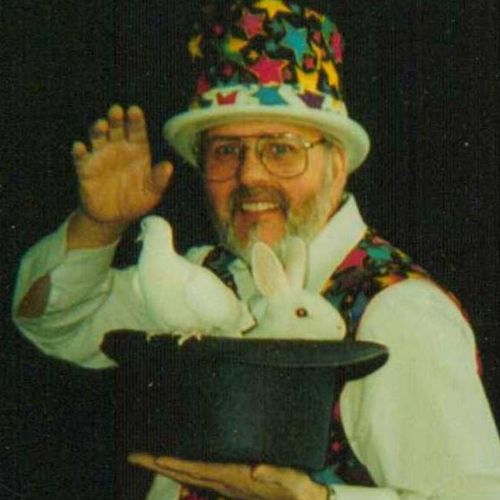 Vandini the Children's Magician & Balloon Twist...