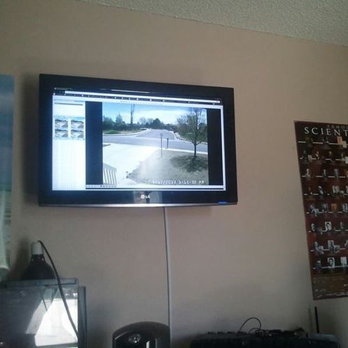 Security camera monitoring with a 32" screen conne