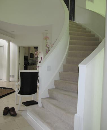 Custom staircase for modern home