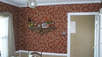 Wallpaper in Dining room