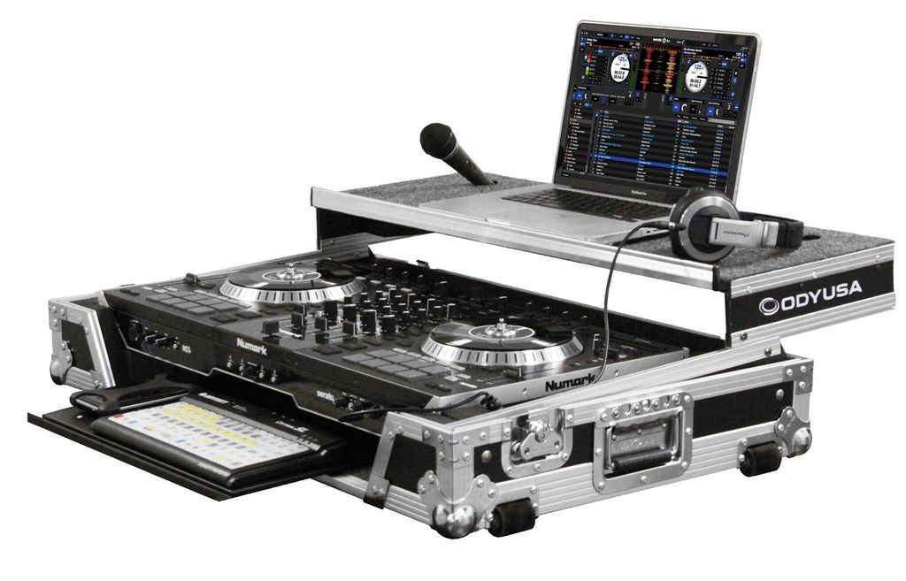 Numark NS7 II - Macbook Pro - Serato DJ Software -
