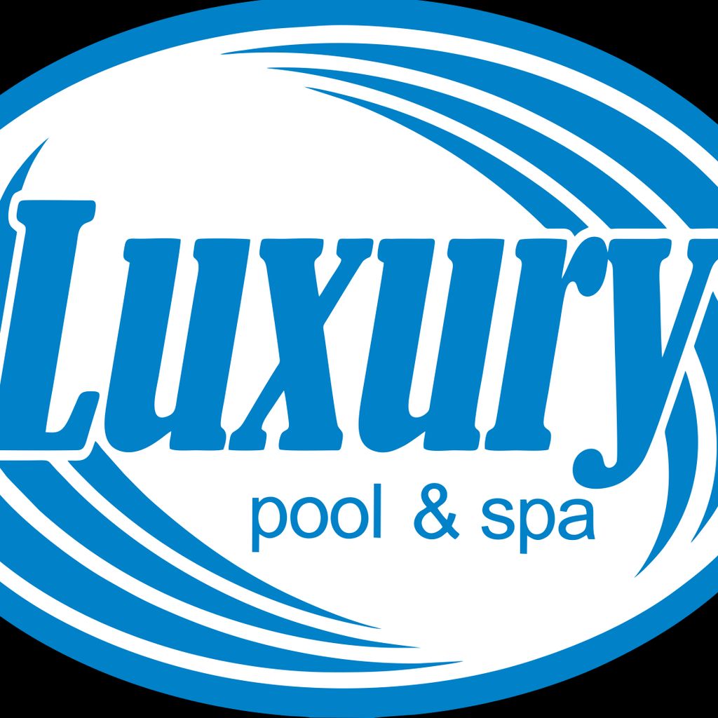 Luxury Pool & Spa