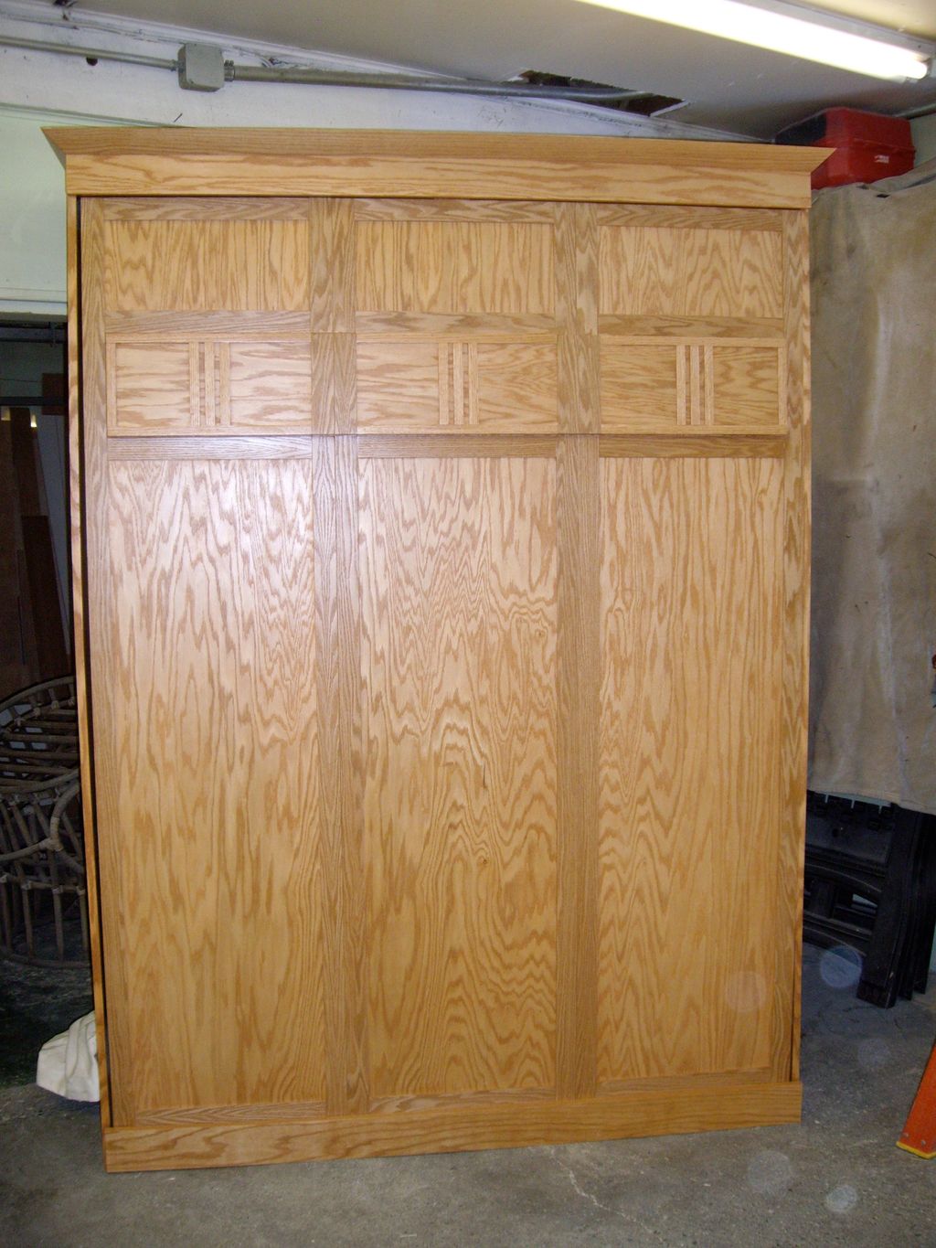 Different types of wood. Birch and Oak standard bu