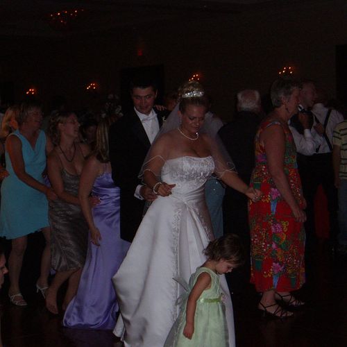 Party-Train led by the Bride, and Groom - Receptio