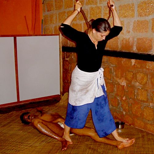 Chavutti Thirumal Training in India in 2009.