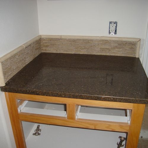 Tile splash on a granite countertop
