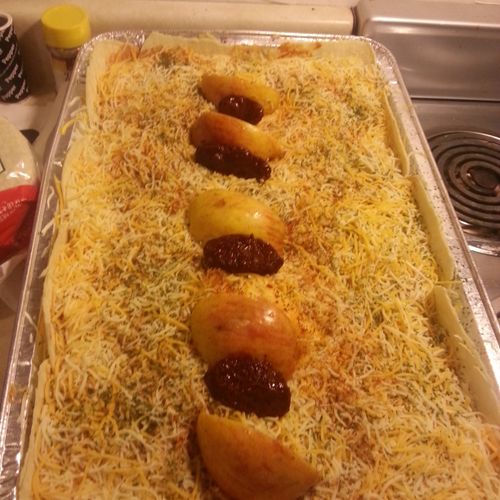 REDCHILE CHICKEN ENCHILADAS
TOPED WITH APPLE'S AND