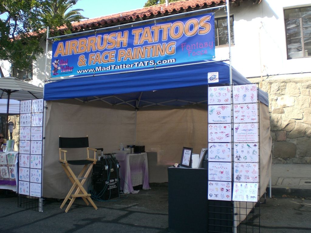 Airbrush Tattoo - Festival set-up