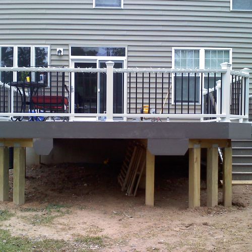 Grey Trex Composite deck with Artisan Railings and