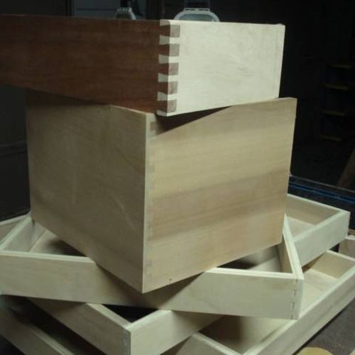 I build all types of dovetail drawers.