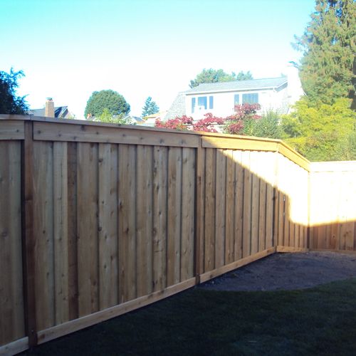 We build traditional and custom fences
