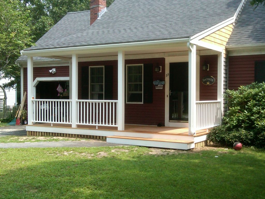 Farmers porch in Sandwich