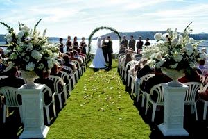 Wedding along beautiful Lake Coeur d'Alene