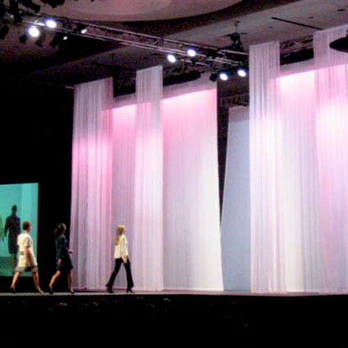 FASION SHOWS