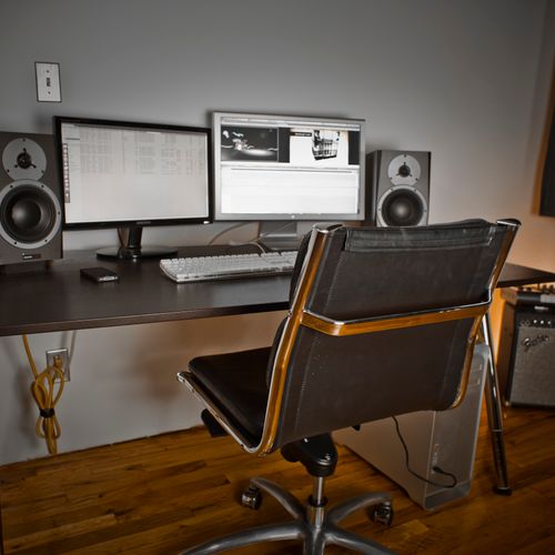 Complete post production workstations. Adobe CS5 M