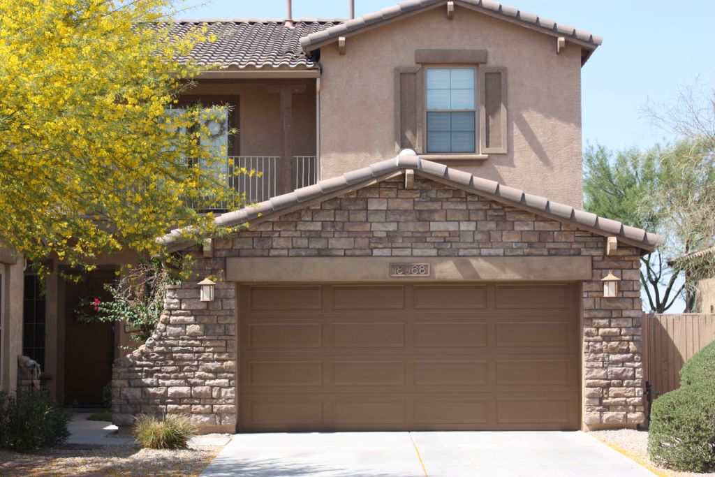 After Garage Doors Painted