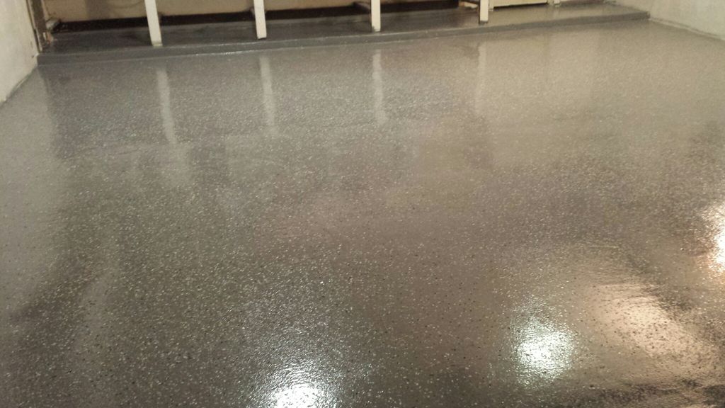 12 ft. by 12 ft. garage epoxy flooring