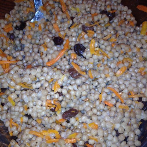 Quinoa, Raisins & Carrot Salad