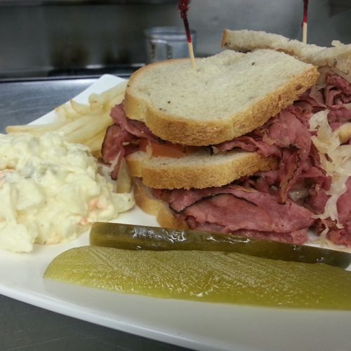 Kosher Double Pastrami on rye with root chips and 