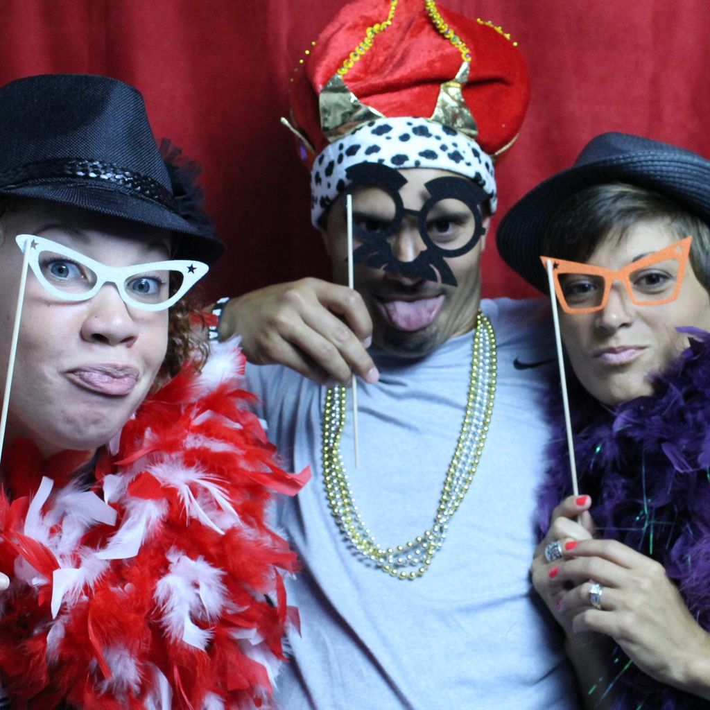 Kindred Smiles Photo Booth