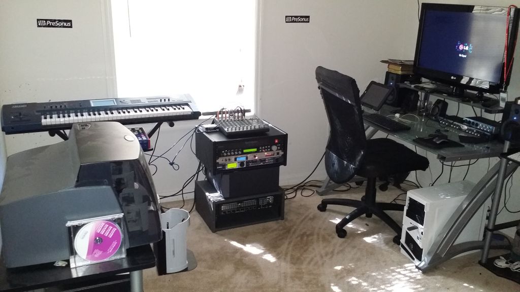 Our Home Recording Studio
Vocal Recording
Music Mi