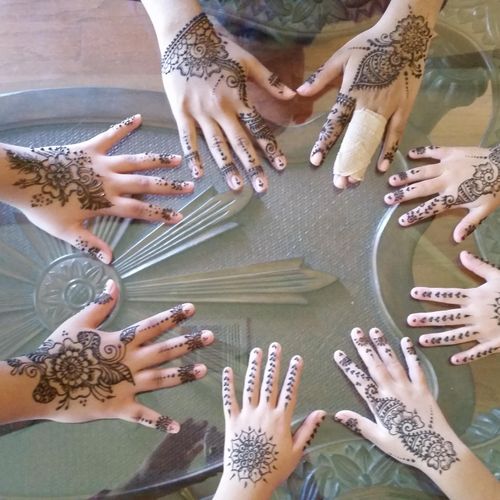 Henna Party!
